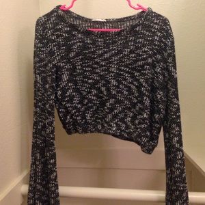 Sweater/crop top