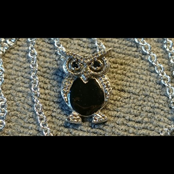 DIAMOND ACCENTED BLACK ONYX .925 OWL PENDANT - Picture 2 of 4