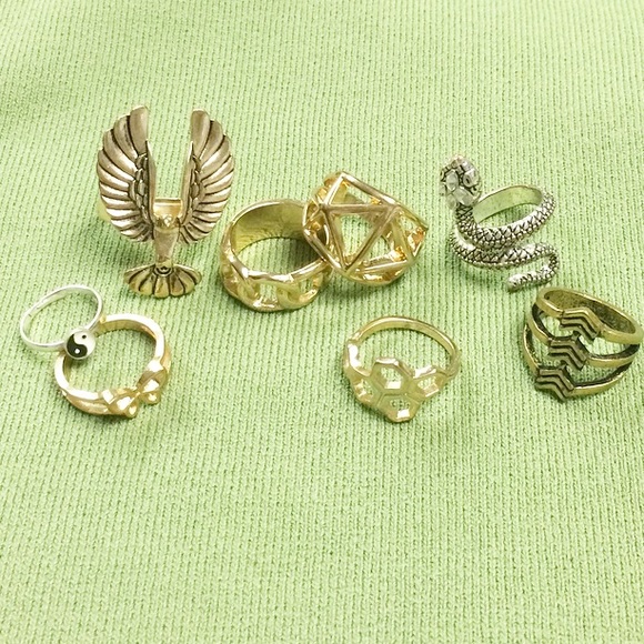 ❌Sold!❌ Super Statement Ring Set