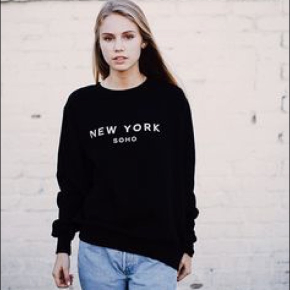 RARE Brandy Melville White New York Soho Crewneck