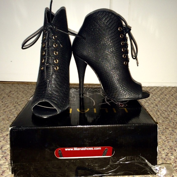 Peep Toe Lace Up Booties