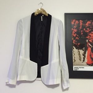 NWT!!! Black and White Blazer