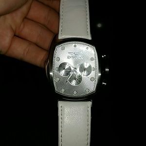 Beautiful mens invicta watch!