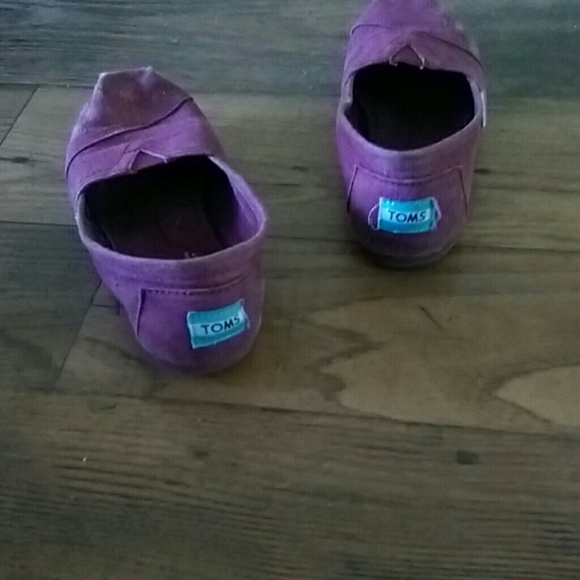 Toms - Picture 2 of 4