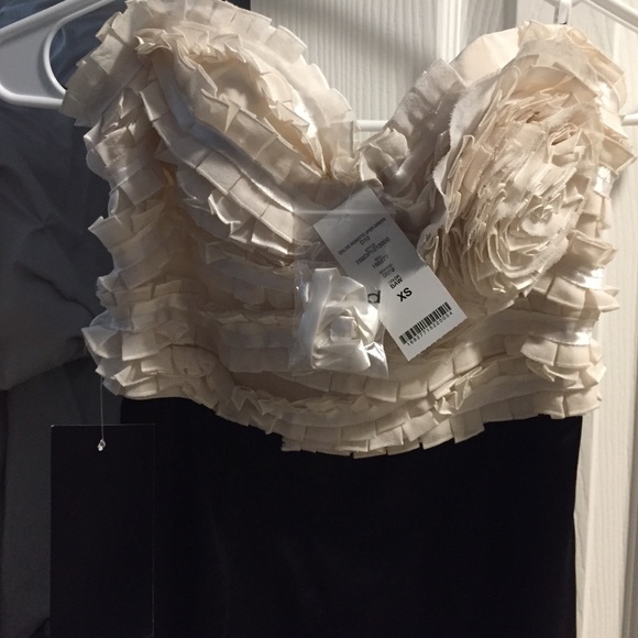 Bebe dress