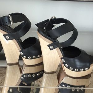 Giuseppe zanotti black strap wedge shoe