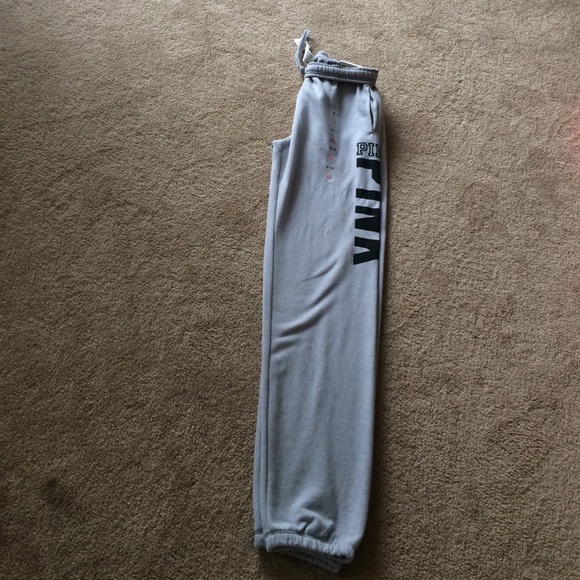 Nwt vs pink sweats