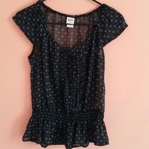 Black cap sleeve floral top.