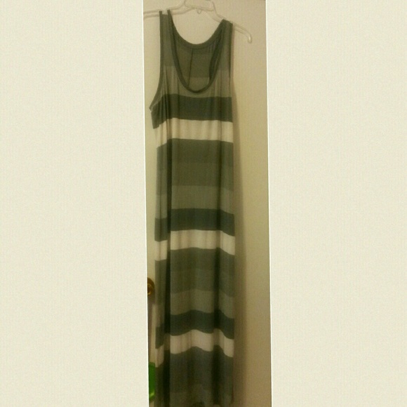 Sold! Striped Maxi - Picture 2 of 2