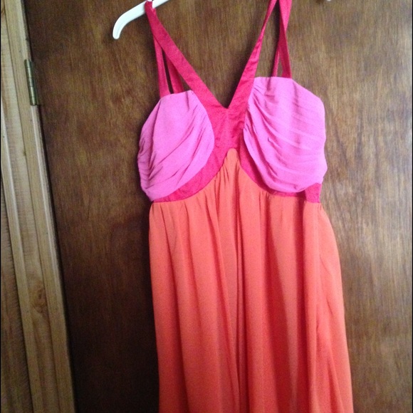 Dress - Picture 2 of 2