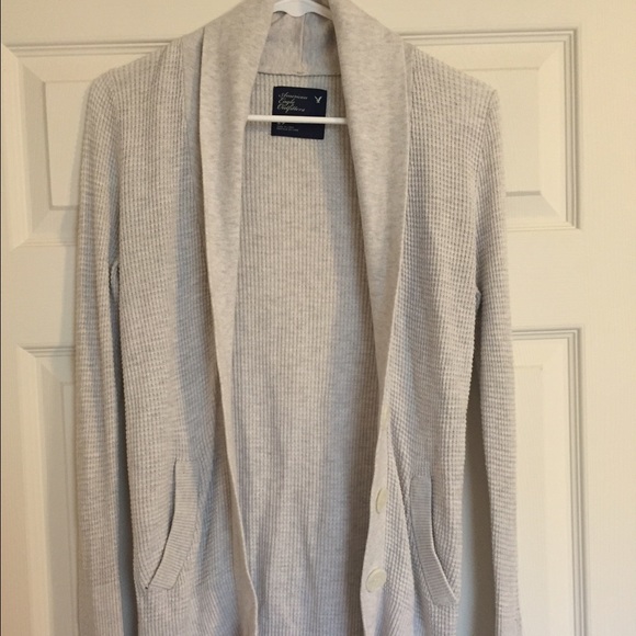 American Eagle Cardigan