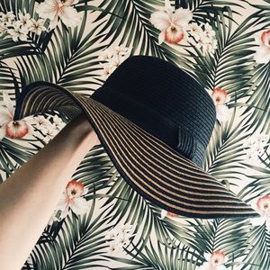 Goorin Bros black stripped sun hat