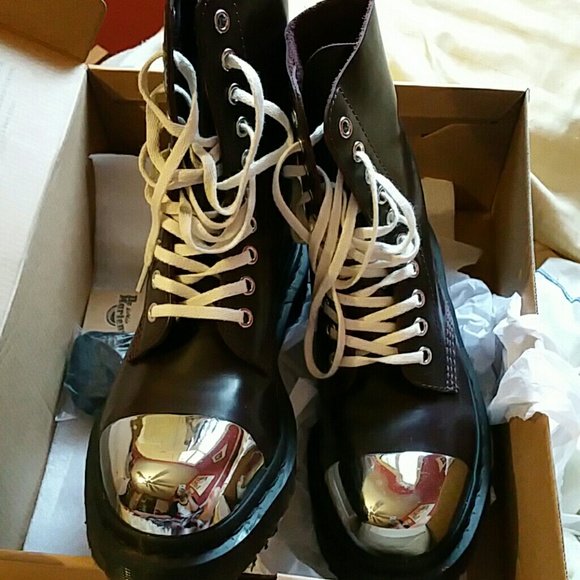 oxblood steel toe doc martens