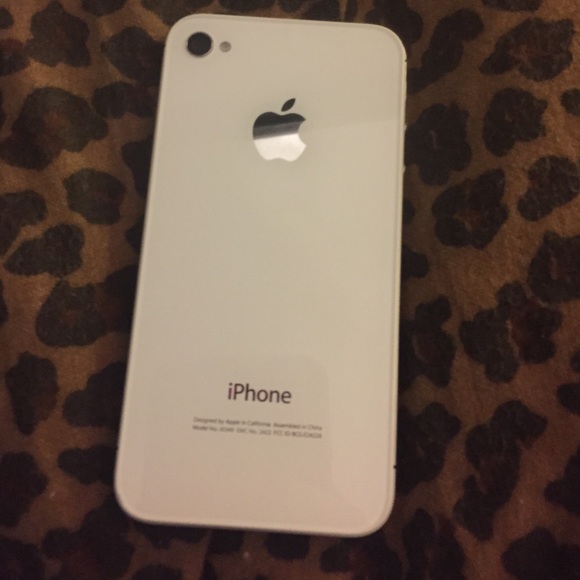iPhone 4 !!! - Picture 3 of 4