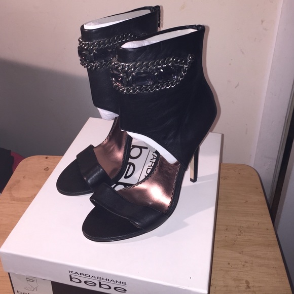 Bebe soft leather jeweled 5inch heel shoe