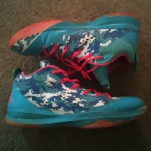 Custom CP3 7's