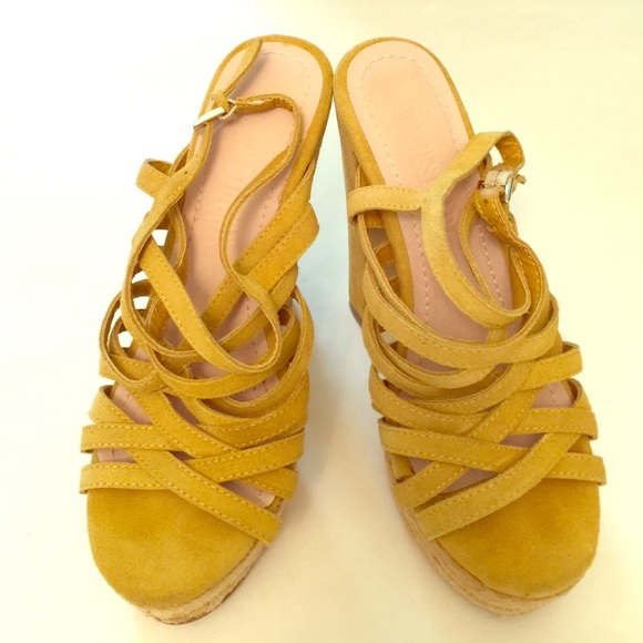 Colon Stuart Platform Chunky Heel Size 5