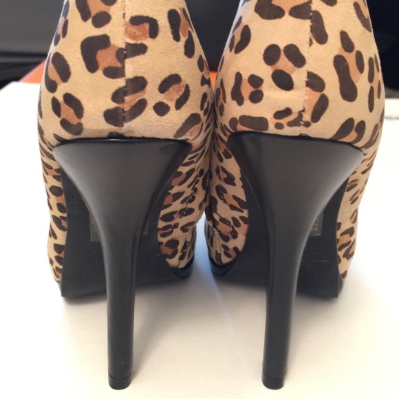 Animal Print Bootie Colin Stuart Size 5 New - Picture 3 of 4