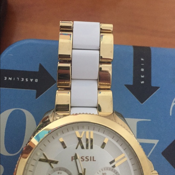 Fossil watch - Picture 2 of 4