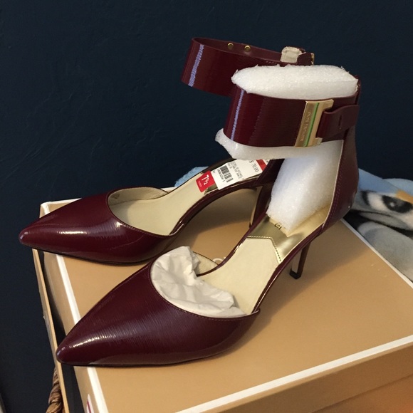 Michael Kors Guilliana mid ankle strap pump - Picture 4 of 4