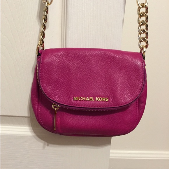 MK Bedford Flap Crossbody - Pink