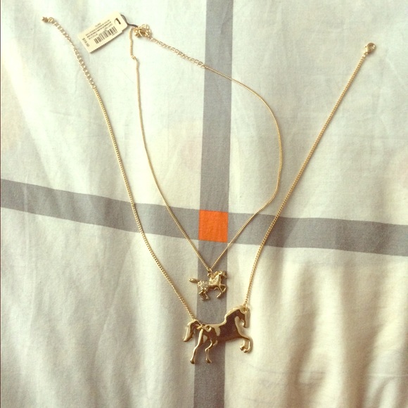 Super cute Bundle item!
