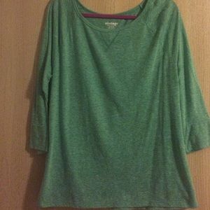 Green vintage baseball tee