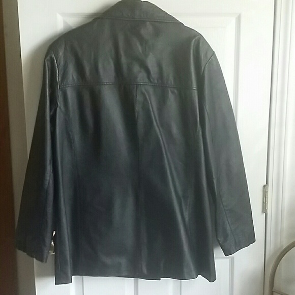 Leather jacket - Picture 2 of 2