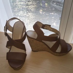 light brown wedges