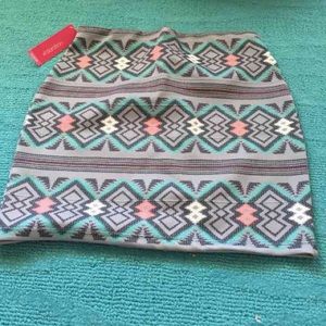 NWT AZTEC PRINT Skirt