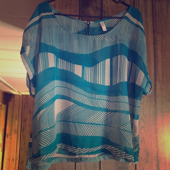Teal stripe shirt