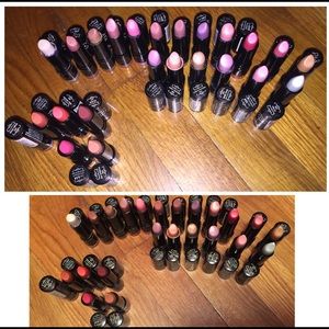 Bundle lipstick lot Reserved @chuchi_v