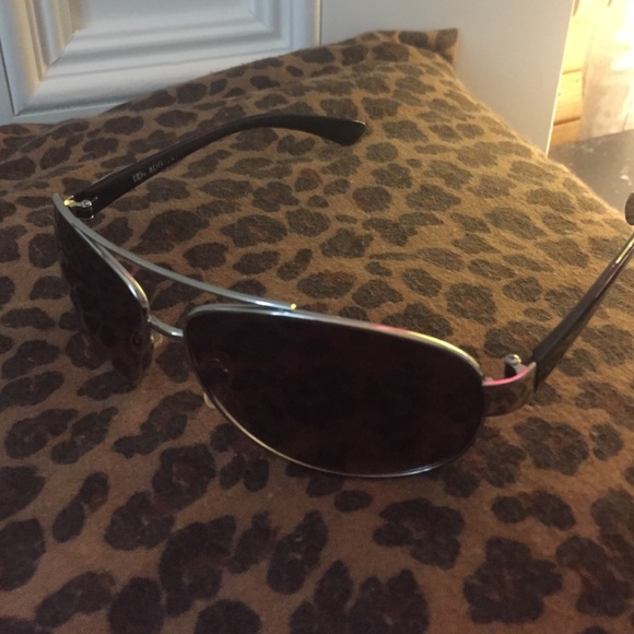 Black glasses - Picture 2 of 2