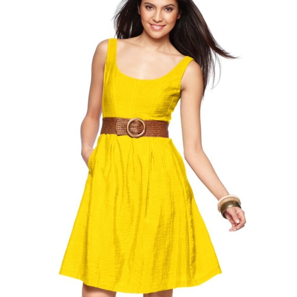 Nine West Dresses & Skirts - Nine West yellow dress.