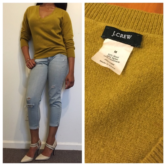 Olive Green J. Crew L/S V-Neck Sweater Sz M
