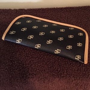 Dooney & Bourke Sunglasses Case