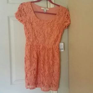 NWT Peachy lace dress