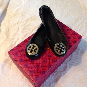 Tory Burch Revas, Black Patent with Gold Logo, 6.5