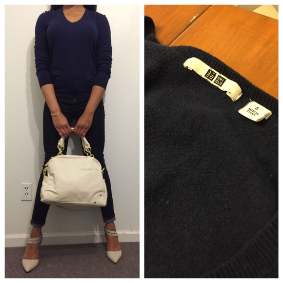 Navy Blue L/S Uniqlo V-Neck Sweater Sz S