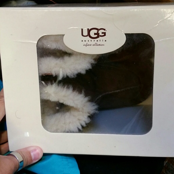 Baby uggs - Picture 2 of 2