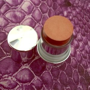 New! Clinique Blushwear Cream Stick