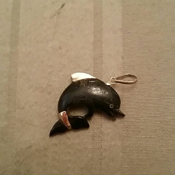 14k dolphin pendant wood w/14k gold
