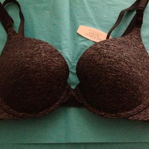 Victoria's Secret T shirt bra