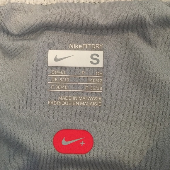 Nike FITDRY running shorts - Picture 2 of 3