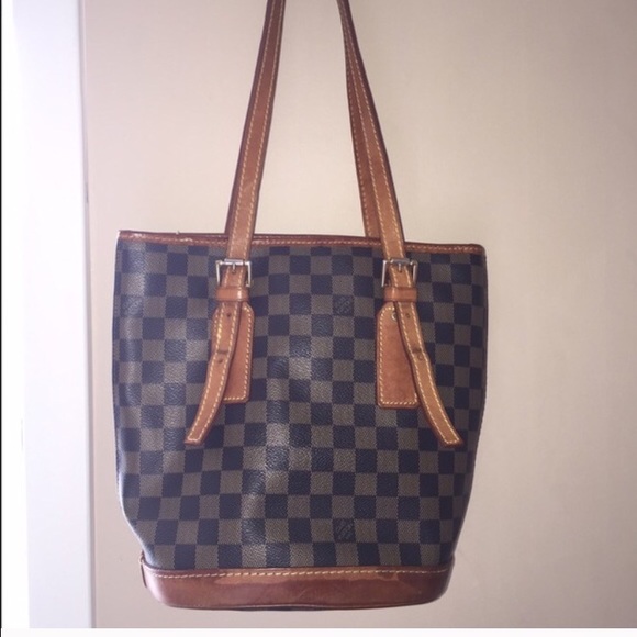 Vintage Louis Vuitton Damier bucket bag