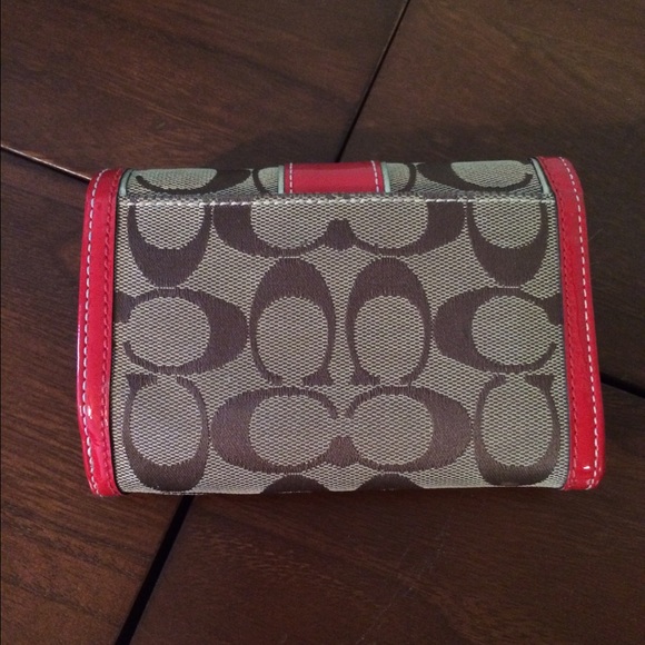 Sale! Coach Limited Edition Wallet - Picture 2 of 4