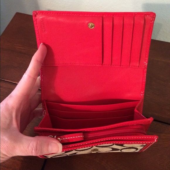 Sale! Coach Limited Edition Wallet - Picture 4 of 4