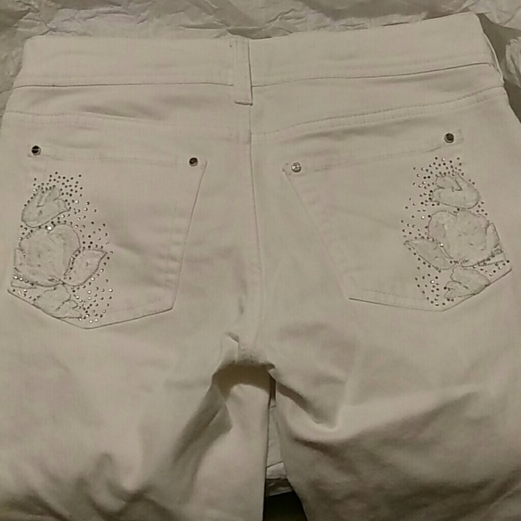 NOIR 00 R - Picture 3 of 4