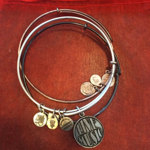 Set of 3 Alex and Ani