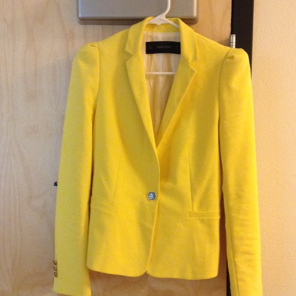 Zara Jackets & Blazers - Zara Yellow blazer🌟🌟✨🌟